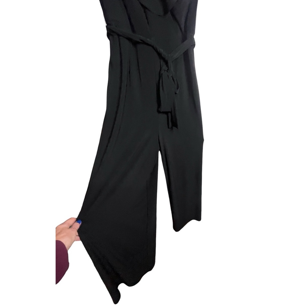 Tommy Hilfiger Black Sleeveless Ruffle V-Neck Jumpsuit Women’s Size 2 Stretchy - Picture 3 of 9